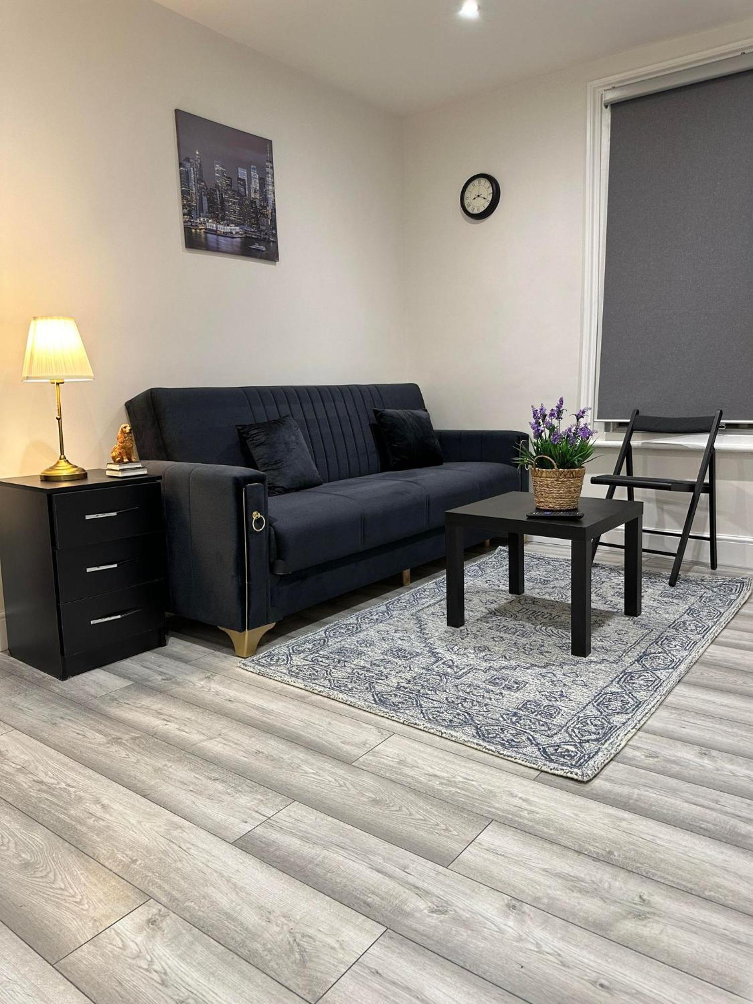 Guest&Rest Ealing 5 Apartment Luaran gambar