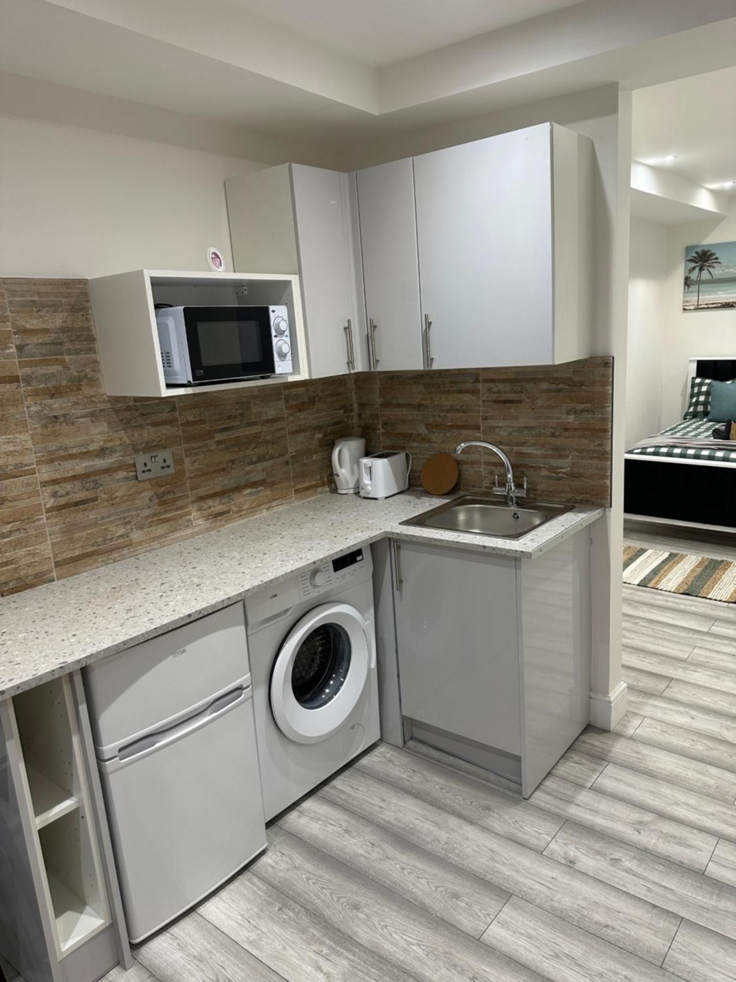 Guest&Rest Ealing 5 Apartment Luaran gambar
